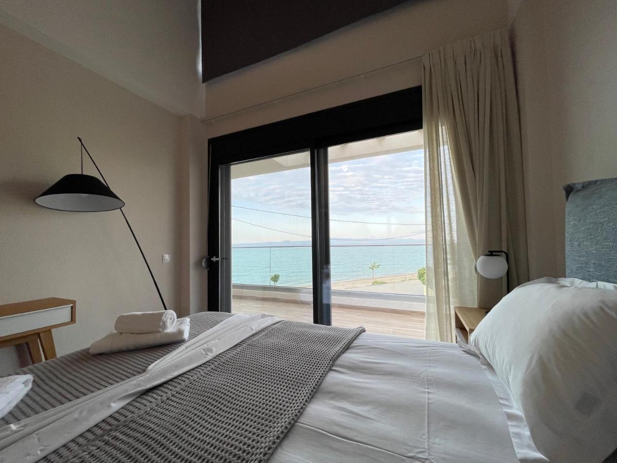 Villa Oleandra By The Sea Polychrono Exterior foto