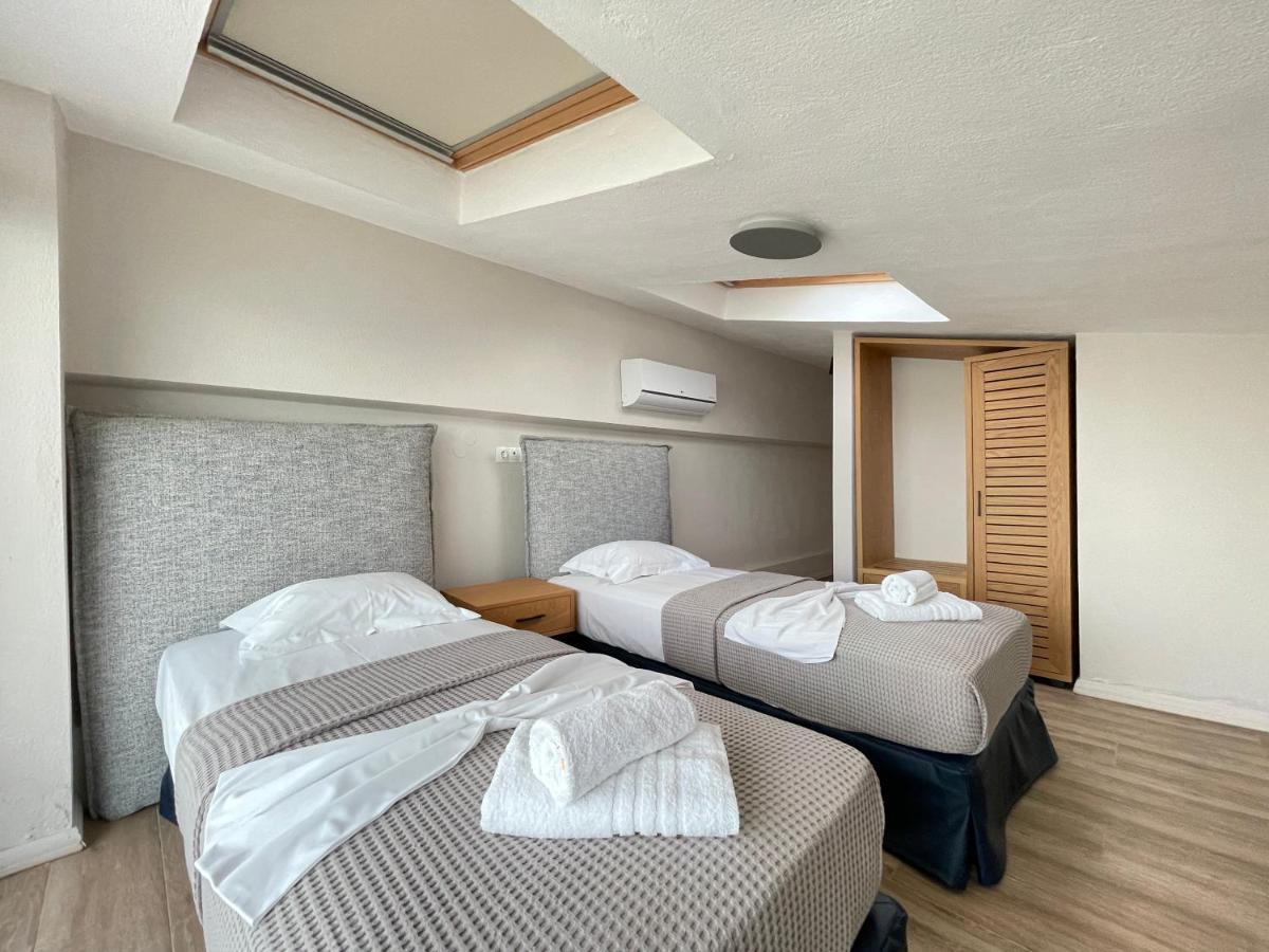 Villa Oleandra By The Sea Polychrono Exterior foto